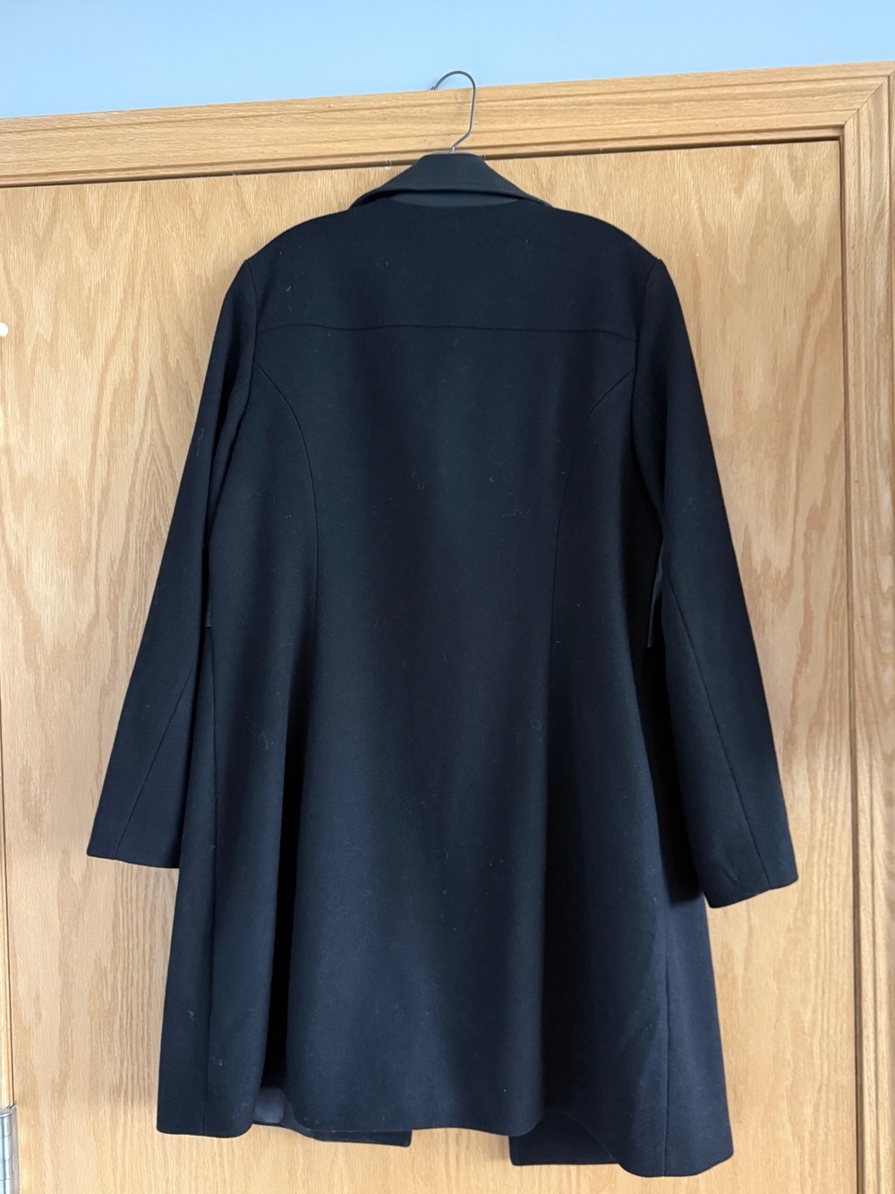 Express Coat - Picture 2 of 3